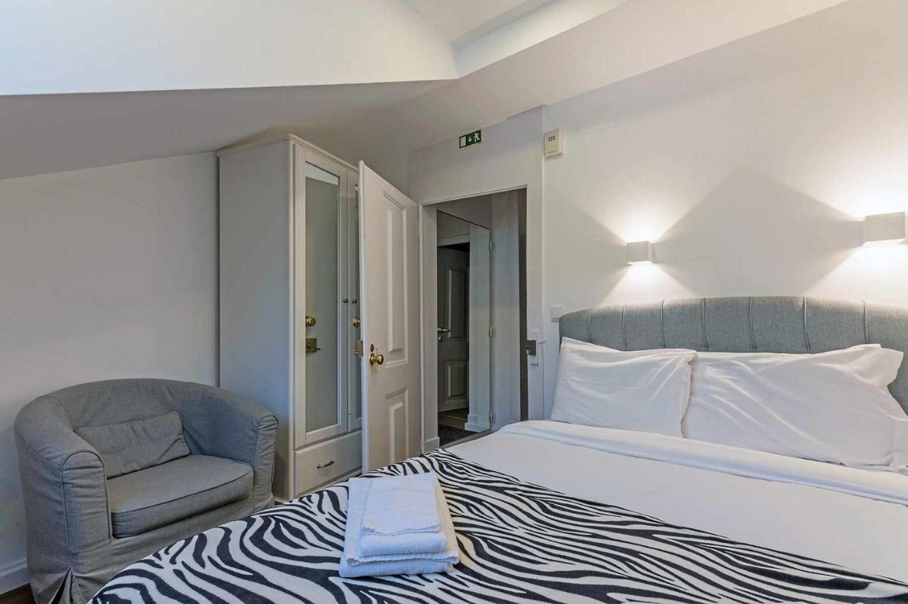 Bairro Alto Palace Special For Groups Up To 24 Guests Lisboa Dış mekan fotoğraf